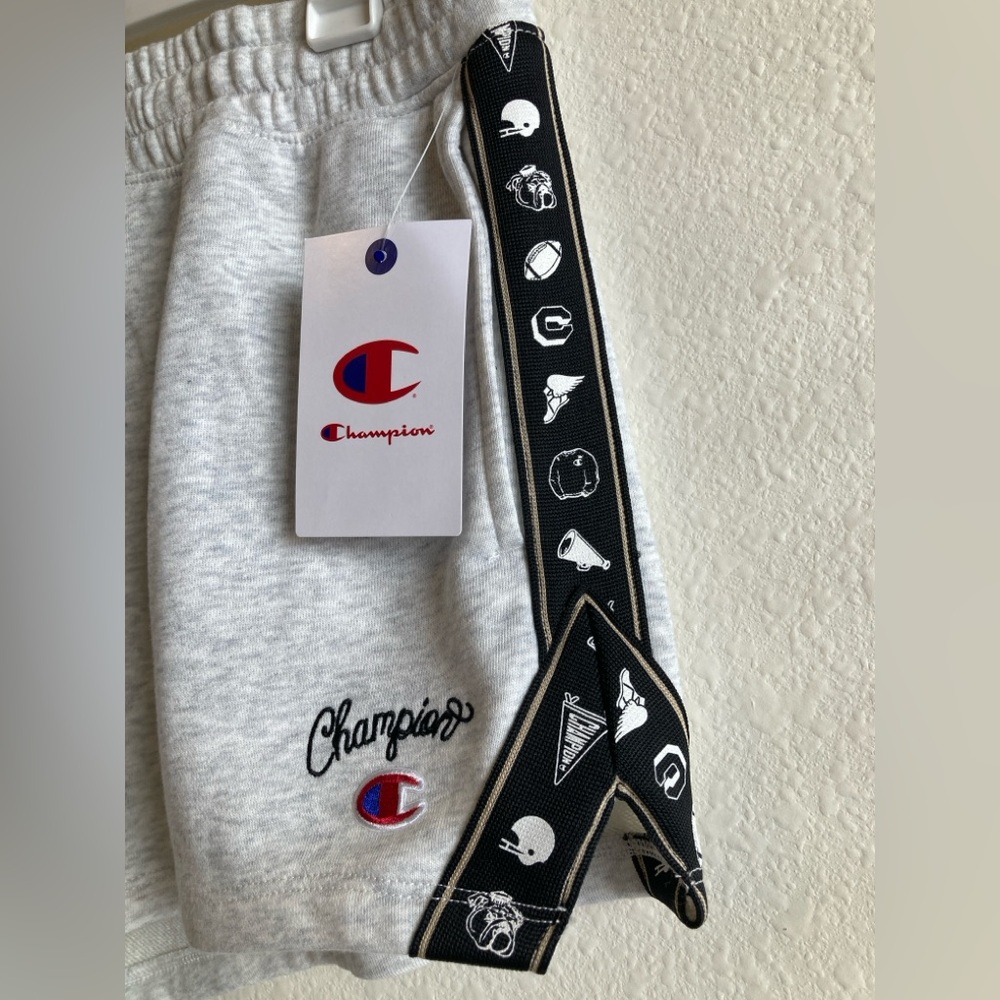 Champion Women’s Football Print Athletic Shorts Size M Gray NWT - Picture 2 of 10